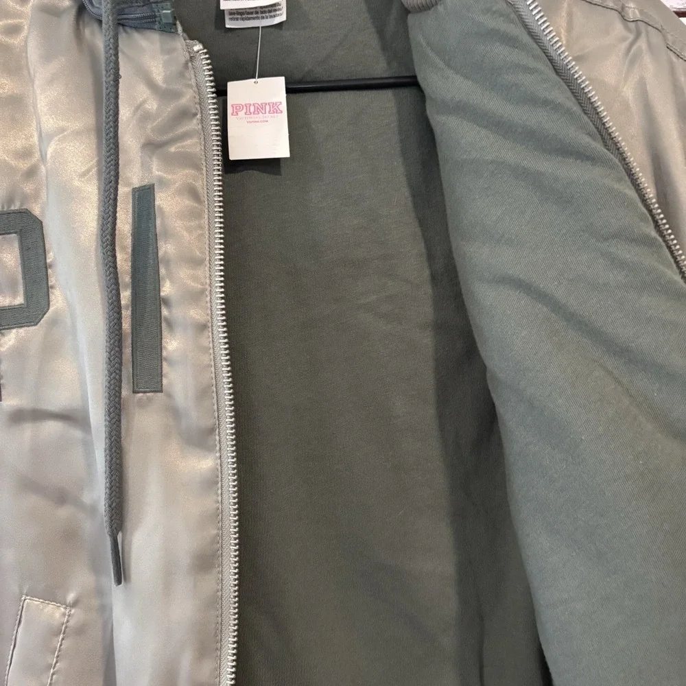 Victoria's Secret PINK Army Green Satin Bomber Jacket Limited Edition Size Small